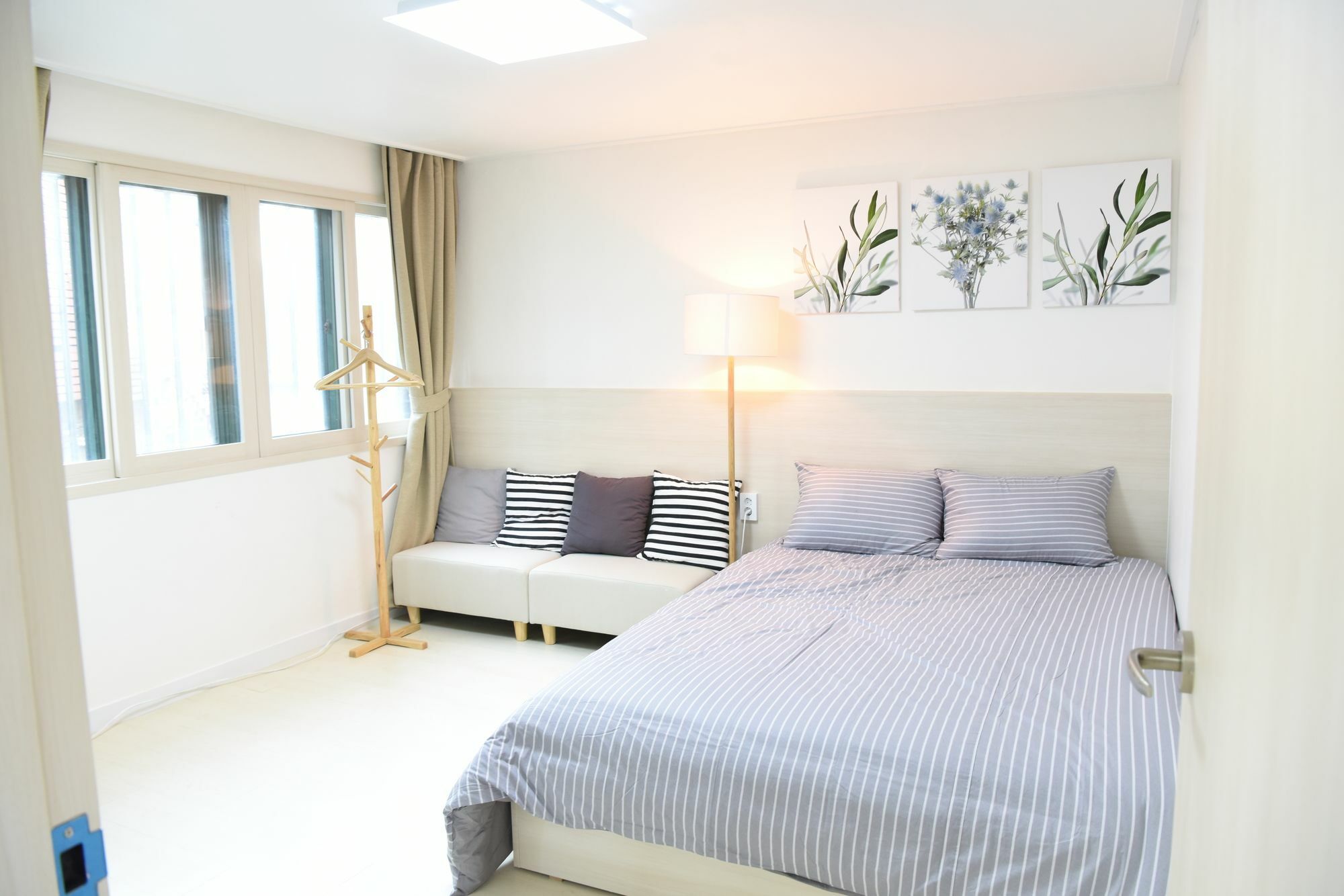 Jw Stay In Hongdae Сеул Екстер'єр фото