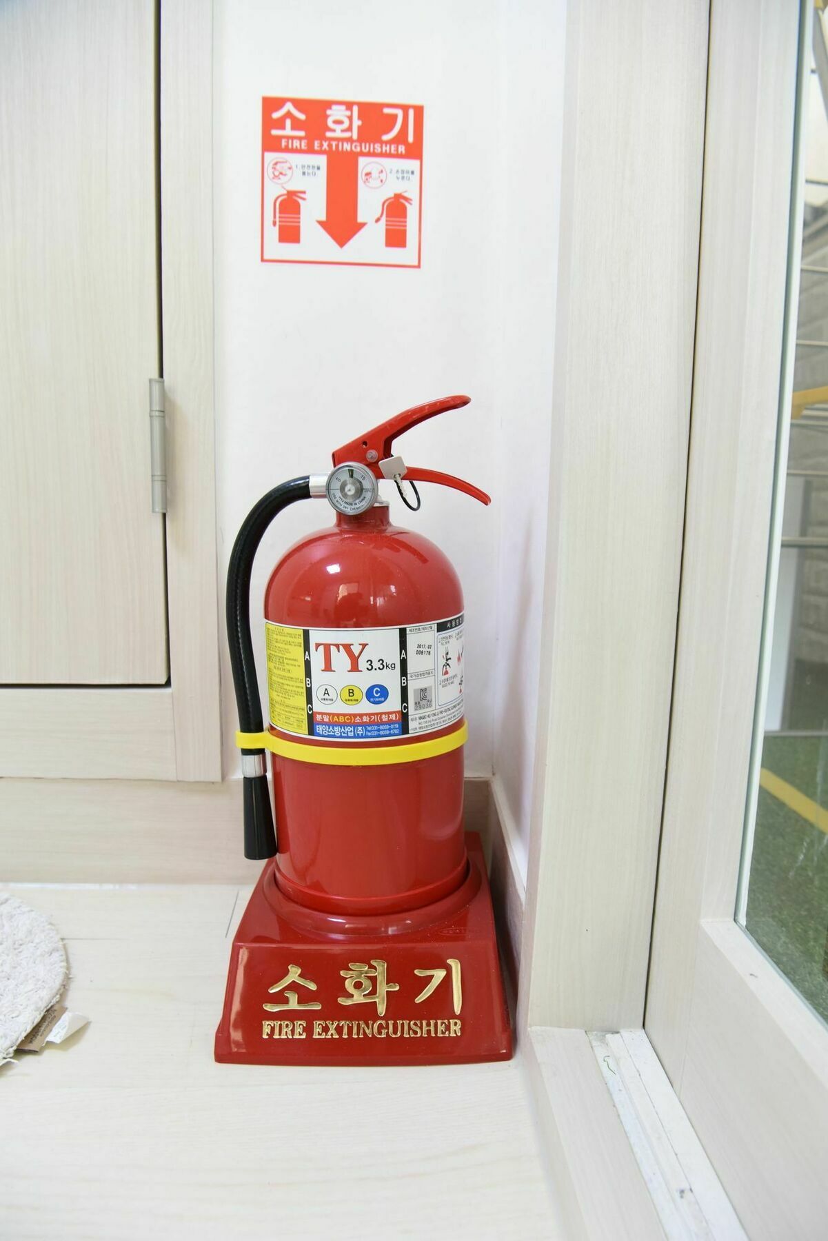Jw Stay In Hongdae Сеул Екстер'єр фото